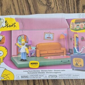 The Simpsons Living Room Diorama with Homer Figure